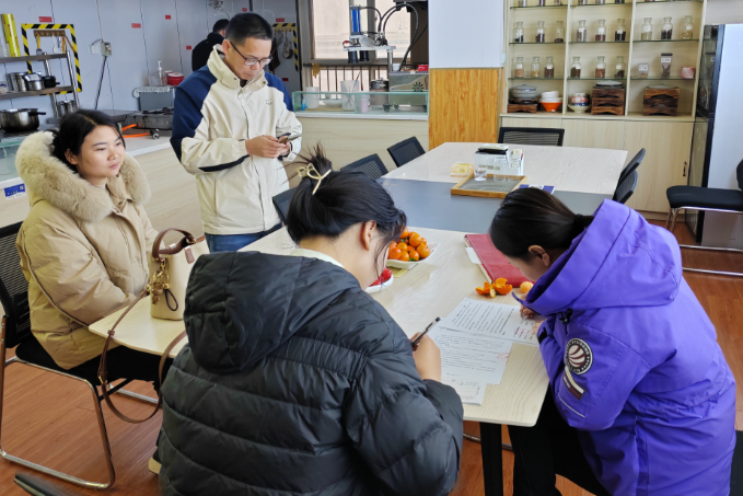 洛陽客戶成功簽約大學(xué)食堂鍋底香土豆粉.png 洛陽客戶成功簽約大學(xué)食堂鍋底香土豆粉.png